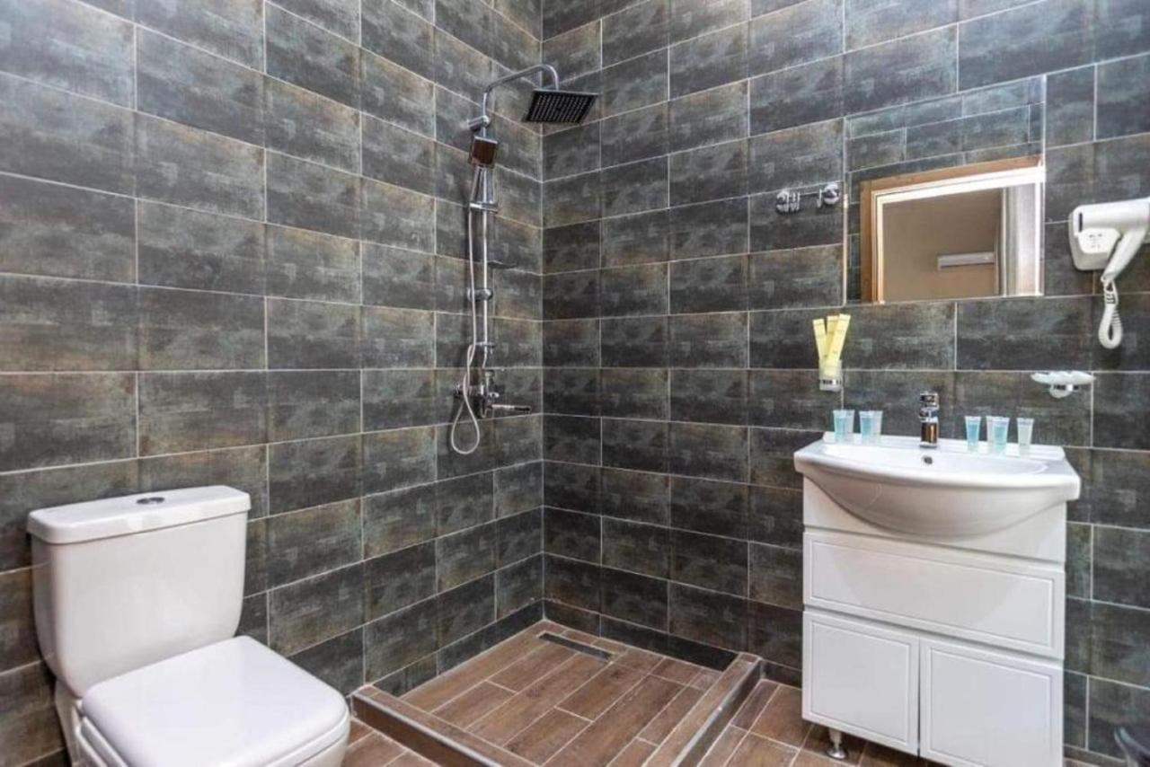 Crypto Hotel Тбілісі Екстер'єр фото