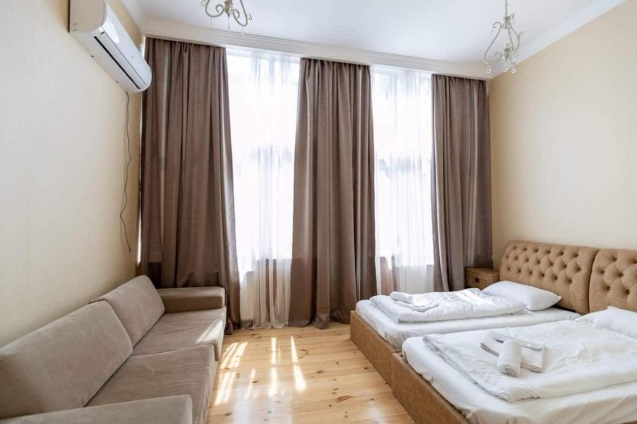 Crypto Hotel Тбілісі Екстер'єр фото