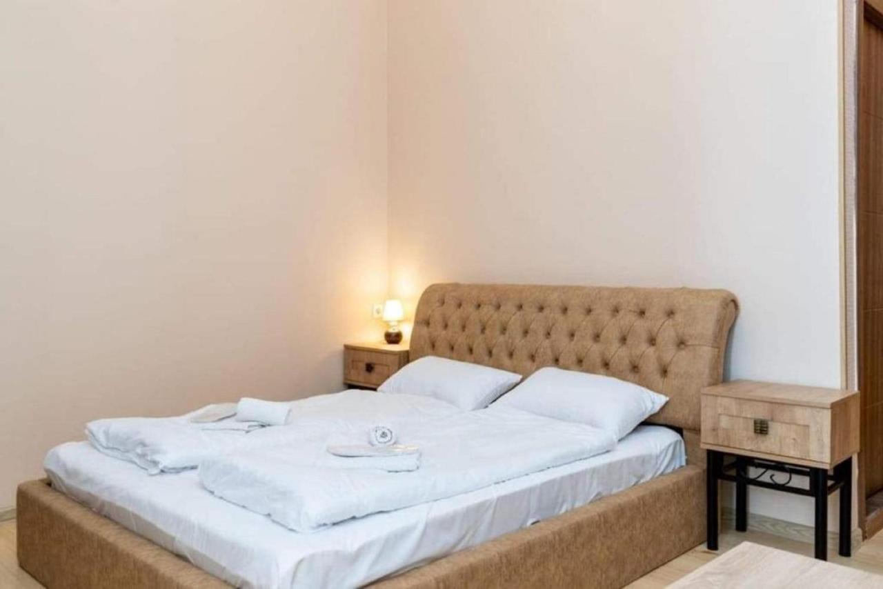 Crypto Hotel Тбілісі Екстер'єр фото
