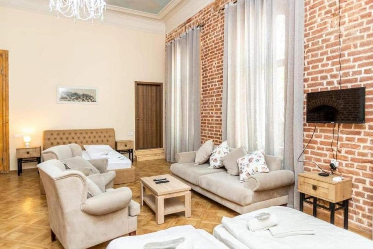 Crypto Hotel Тбілісі Екстер'єр фото